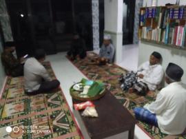 Sambangi masjid dan Mushola malam idul adha